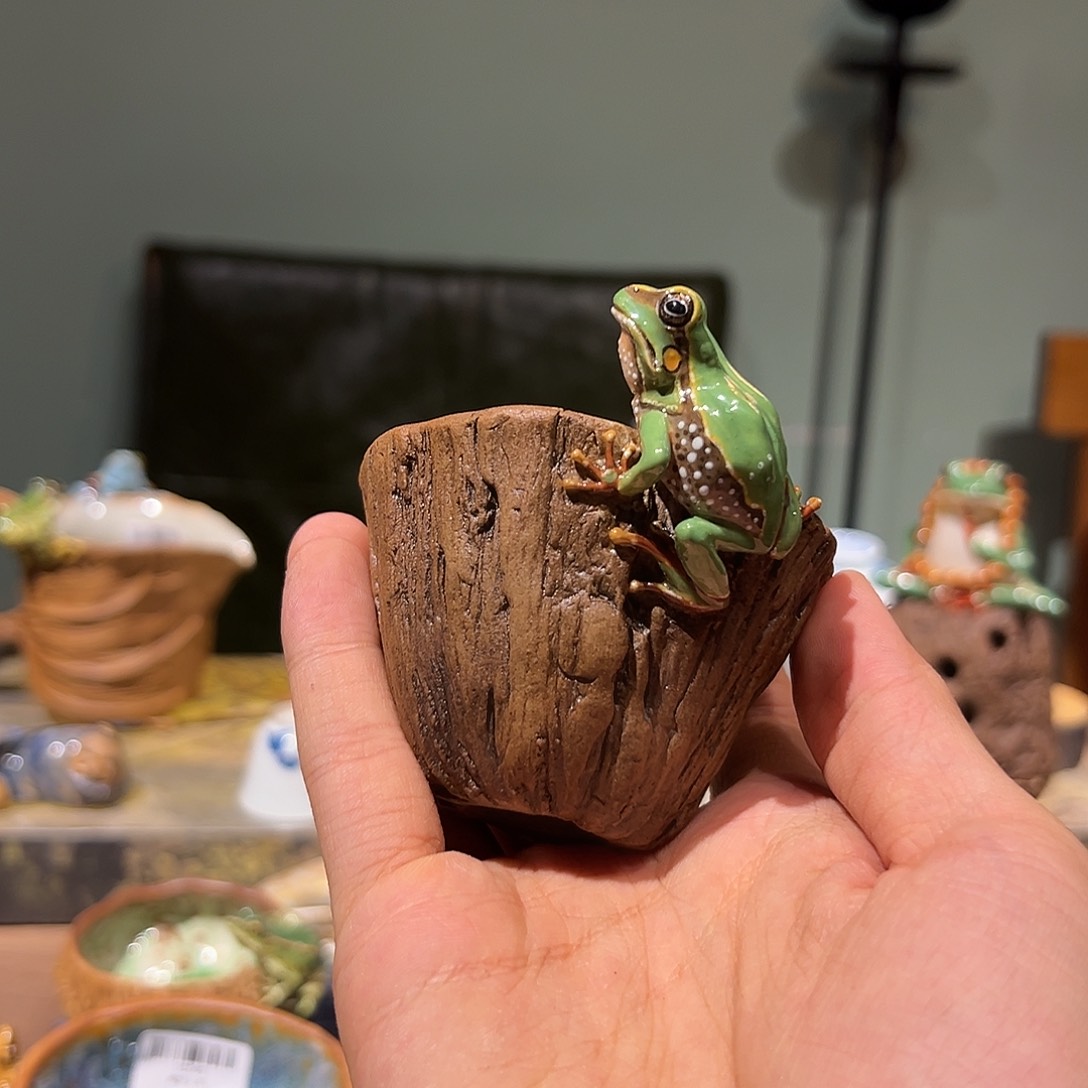 姥爷树蛙茶杯一物一件