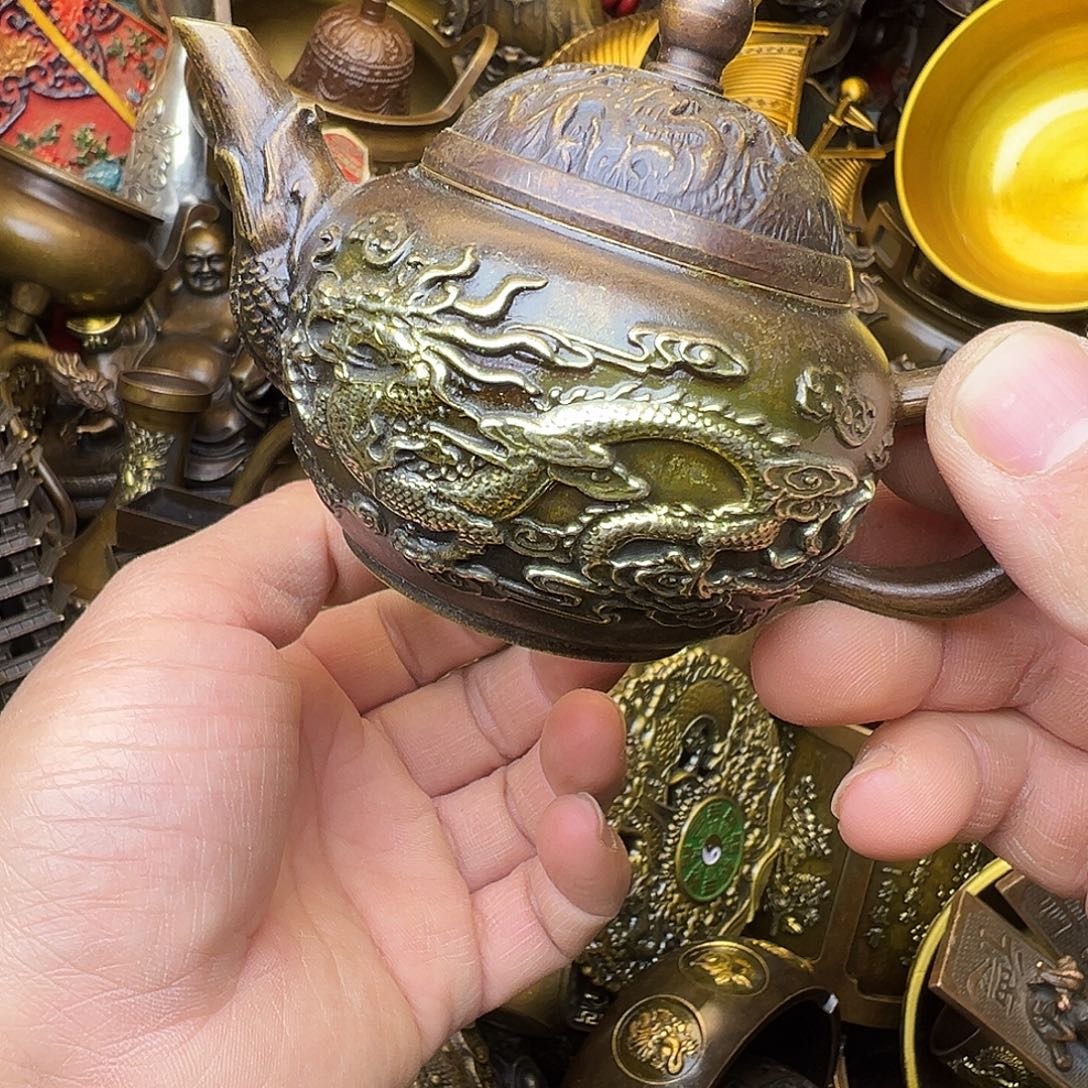 精品铜器，精美文玩