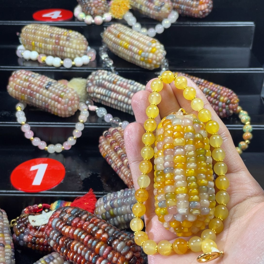 烁***_文玩玉米文玩玉米