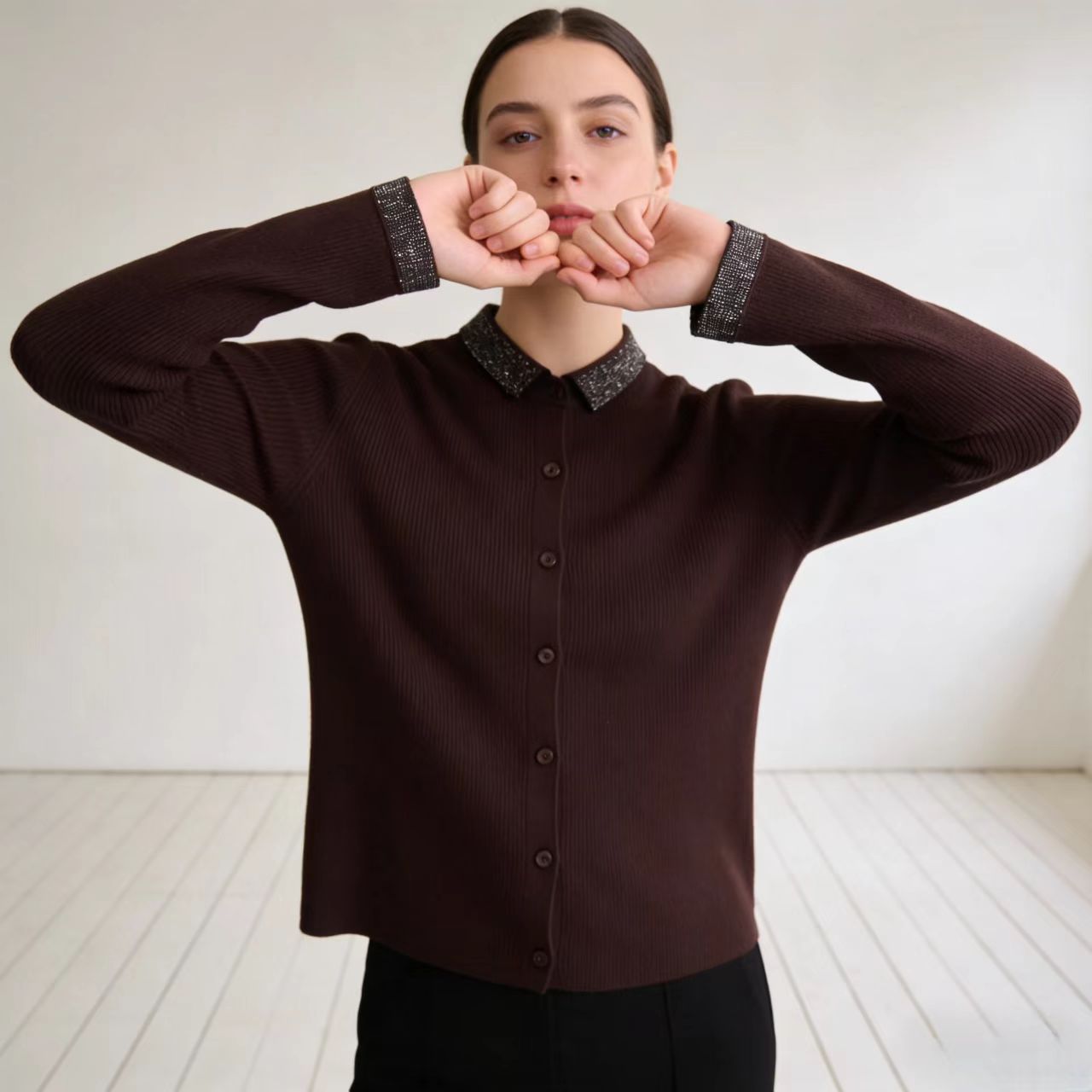 【星闪流光】秋冬显瘦烫钻翻领针织开衫 8530