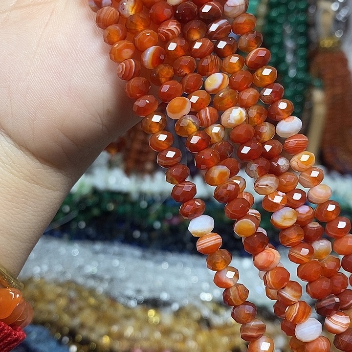 玛瑙/玉髓未镶嵌珠宝半成品缠丝玛瑙切面车轮卡6mm一条