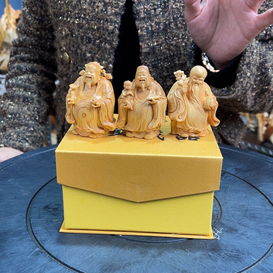 柏木（崖柏）随型艺术根雕