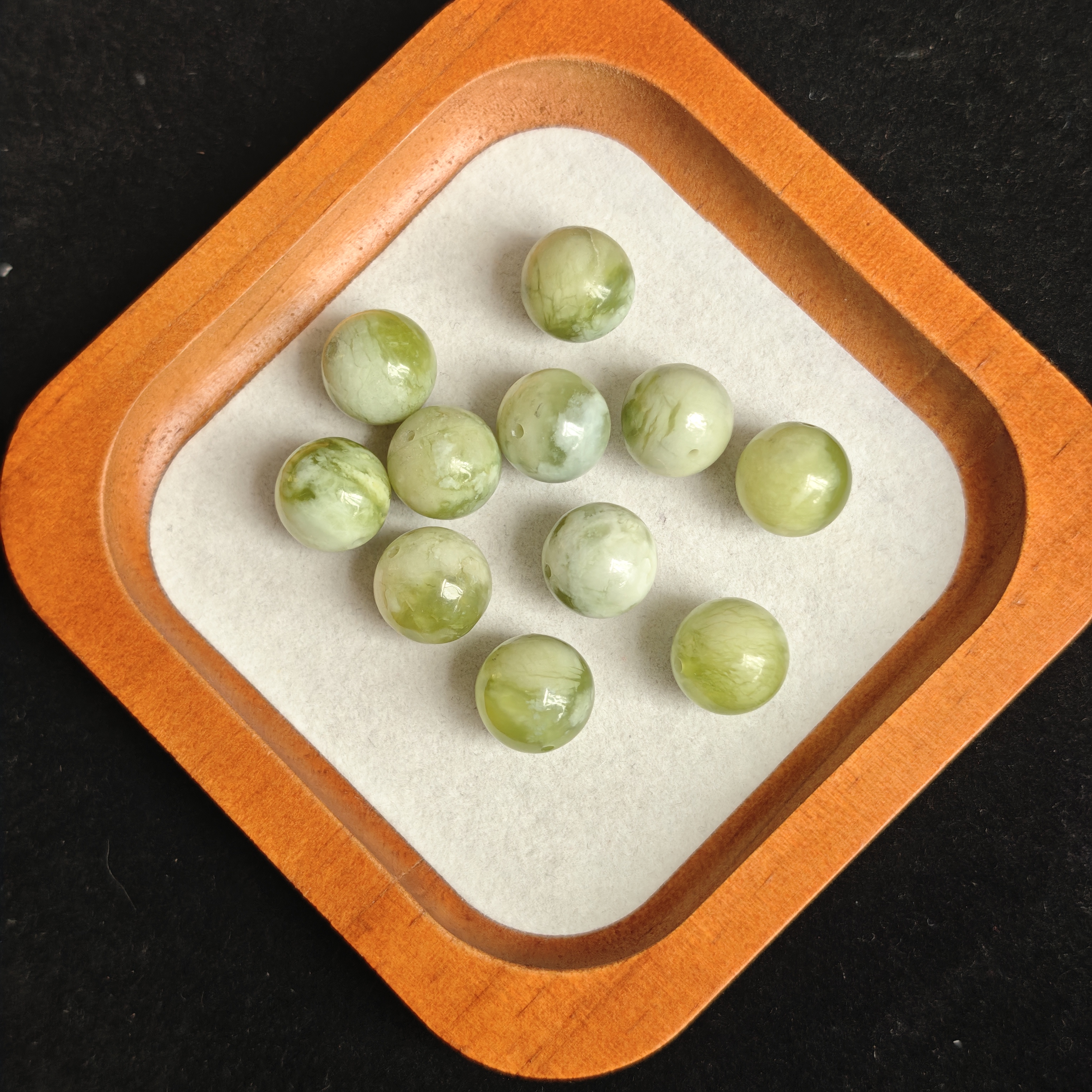 天然青提奶盖岫玉散珠DIY配件小众精致高级感简约轻奢百搭礼物