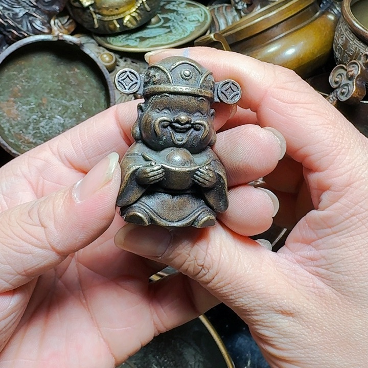 铜器摆件收收藏藏