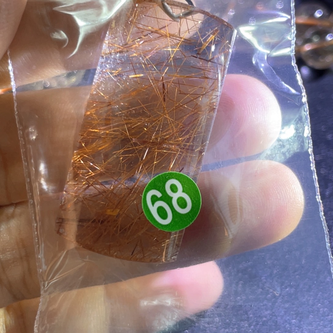 L***N吊坠(赠链)未镶嵌水晶