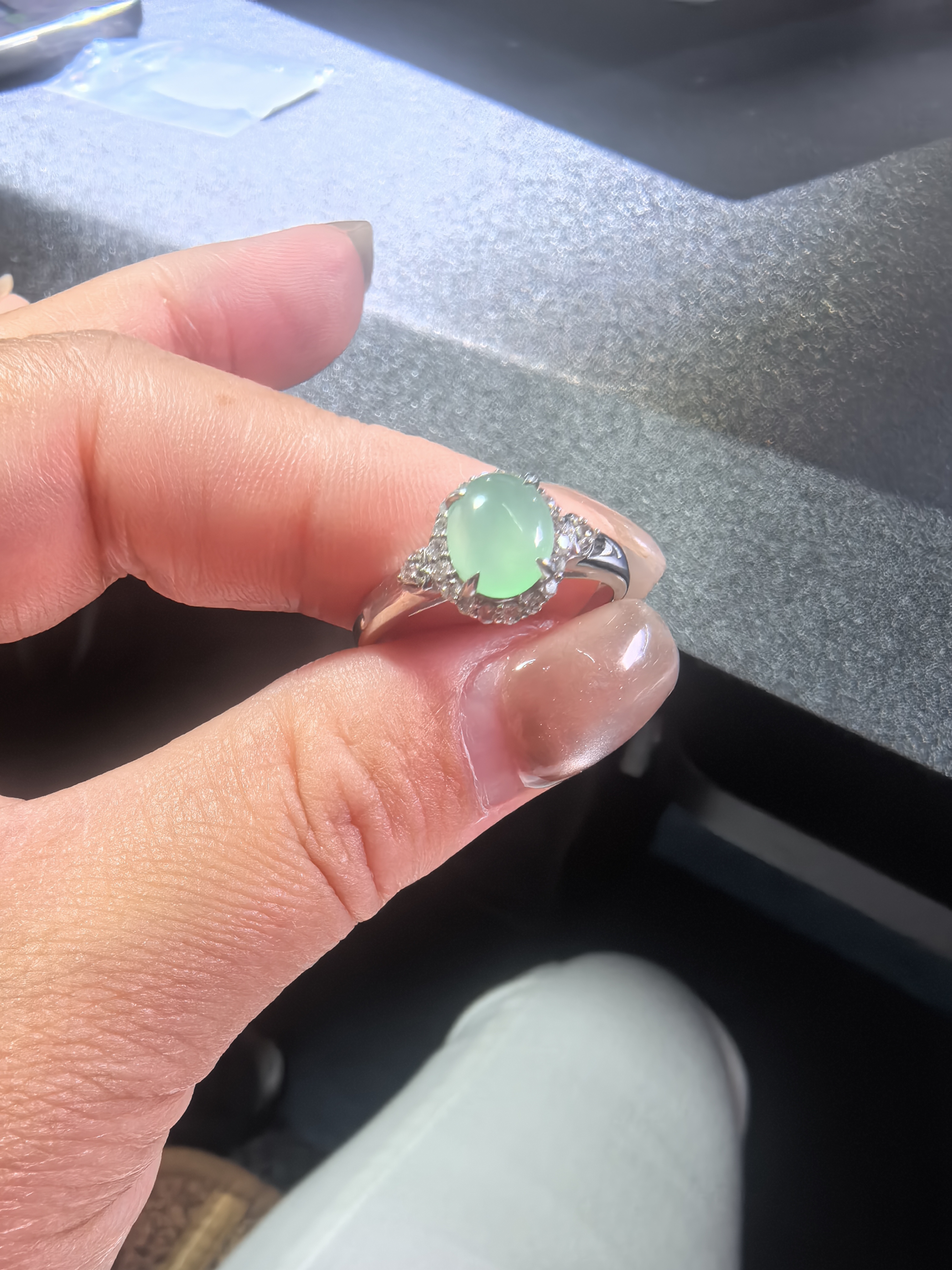 雅姐翡翠-18k金镶嵌翡翠戒指