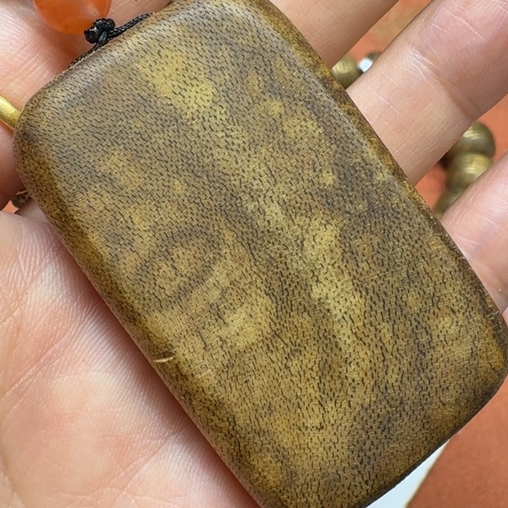 大叶紫檀（黑酸枝木类）