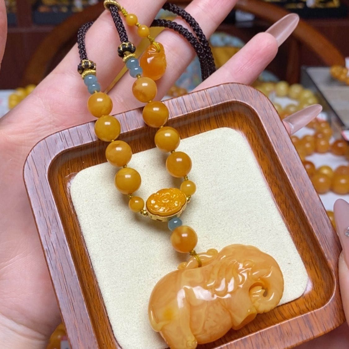 【闪购商品】蜜蜡颈饰未镶嵌项链