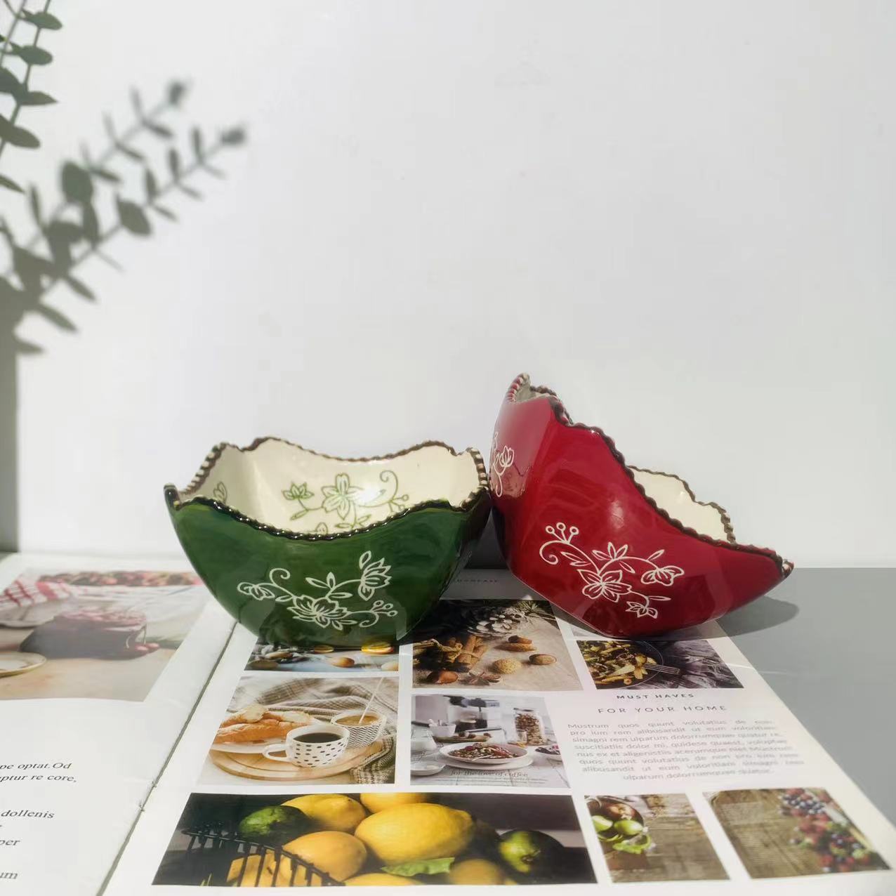 隔离花藤5寸四方奇形珠点碗绿色酒红各1