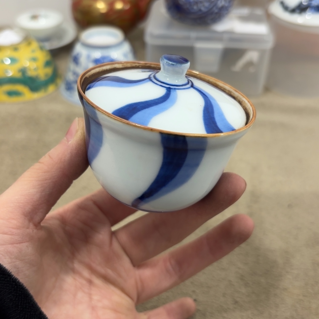 瓷片非常好看漂亮的物品 