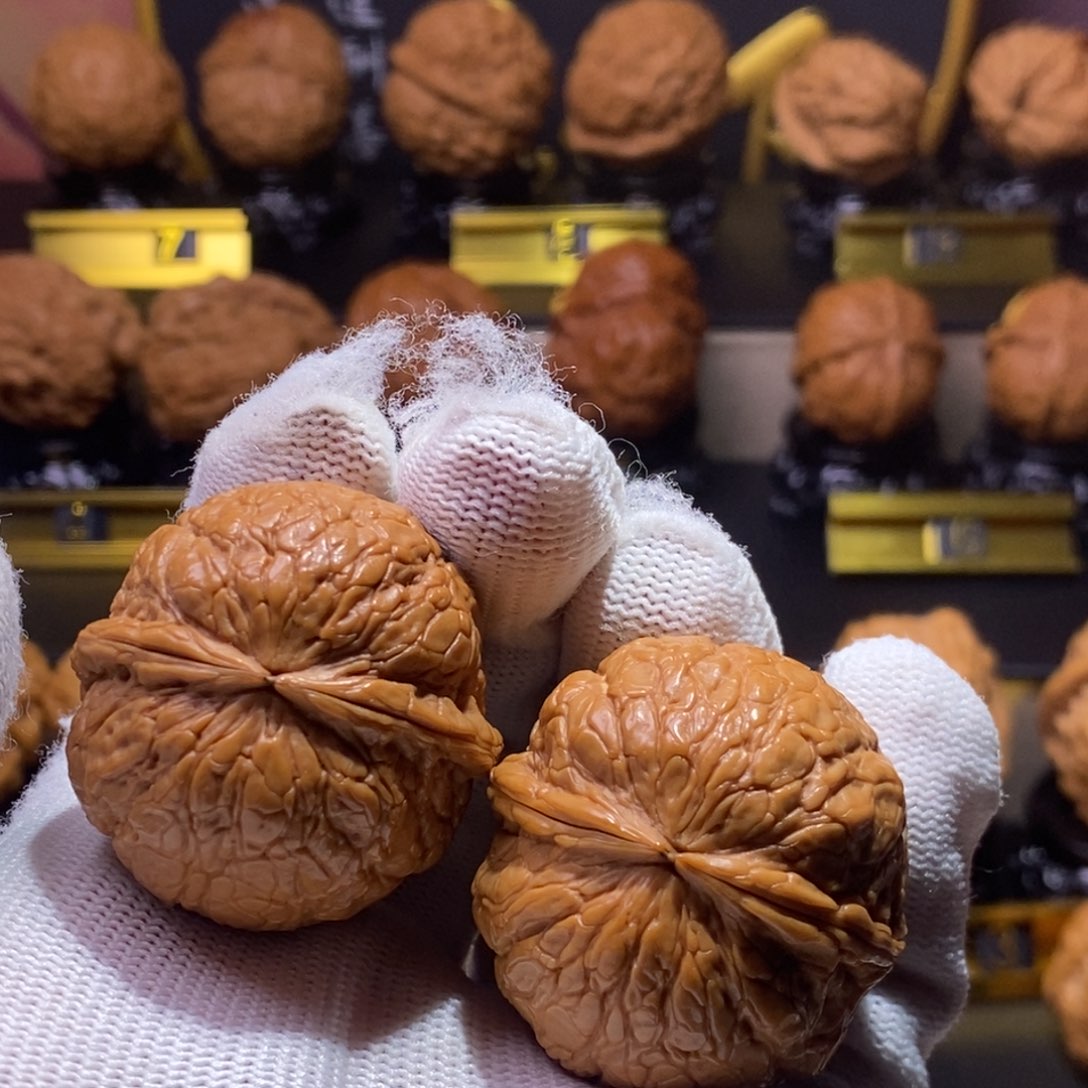 文玩核桃把件驼峰元宝37尺