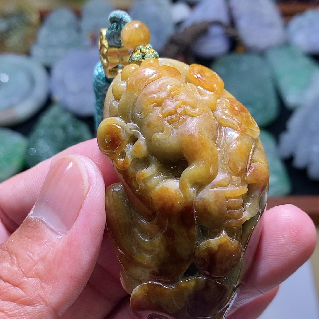 【闪购商品】翡翠未镶嵌颈饰11111111111111