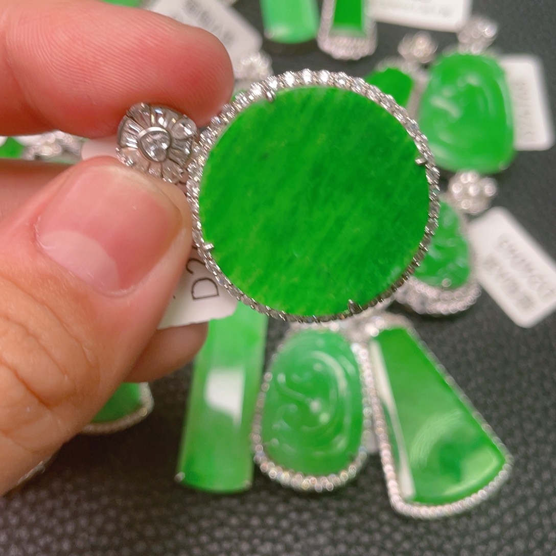 【闪购商品】翡翠吊坠(不含链)银S925镶嵌