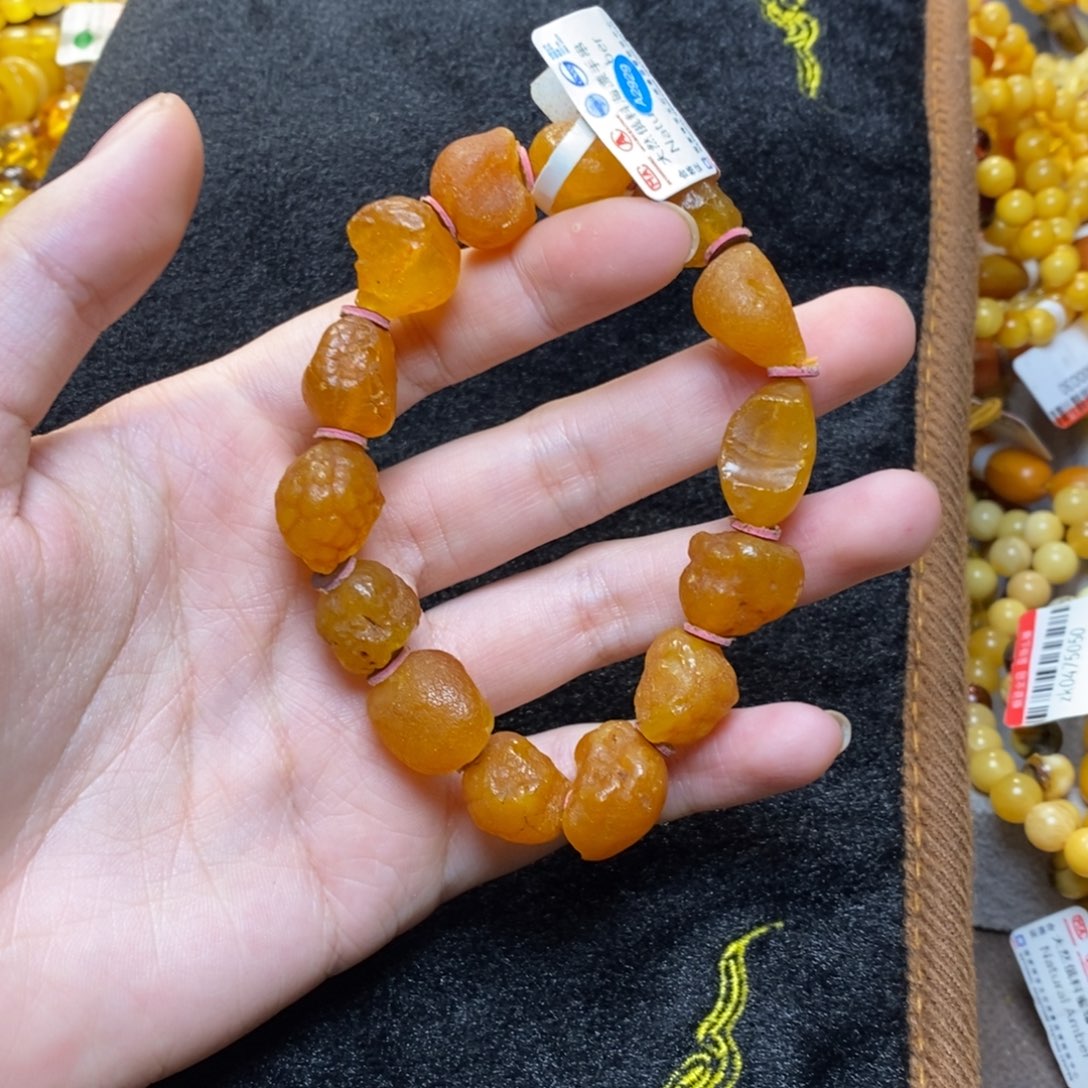 琥珀未镶嵌珠宝奇石