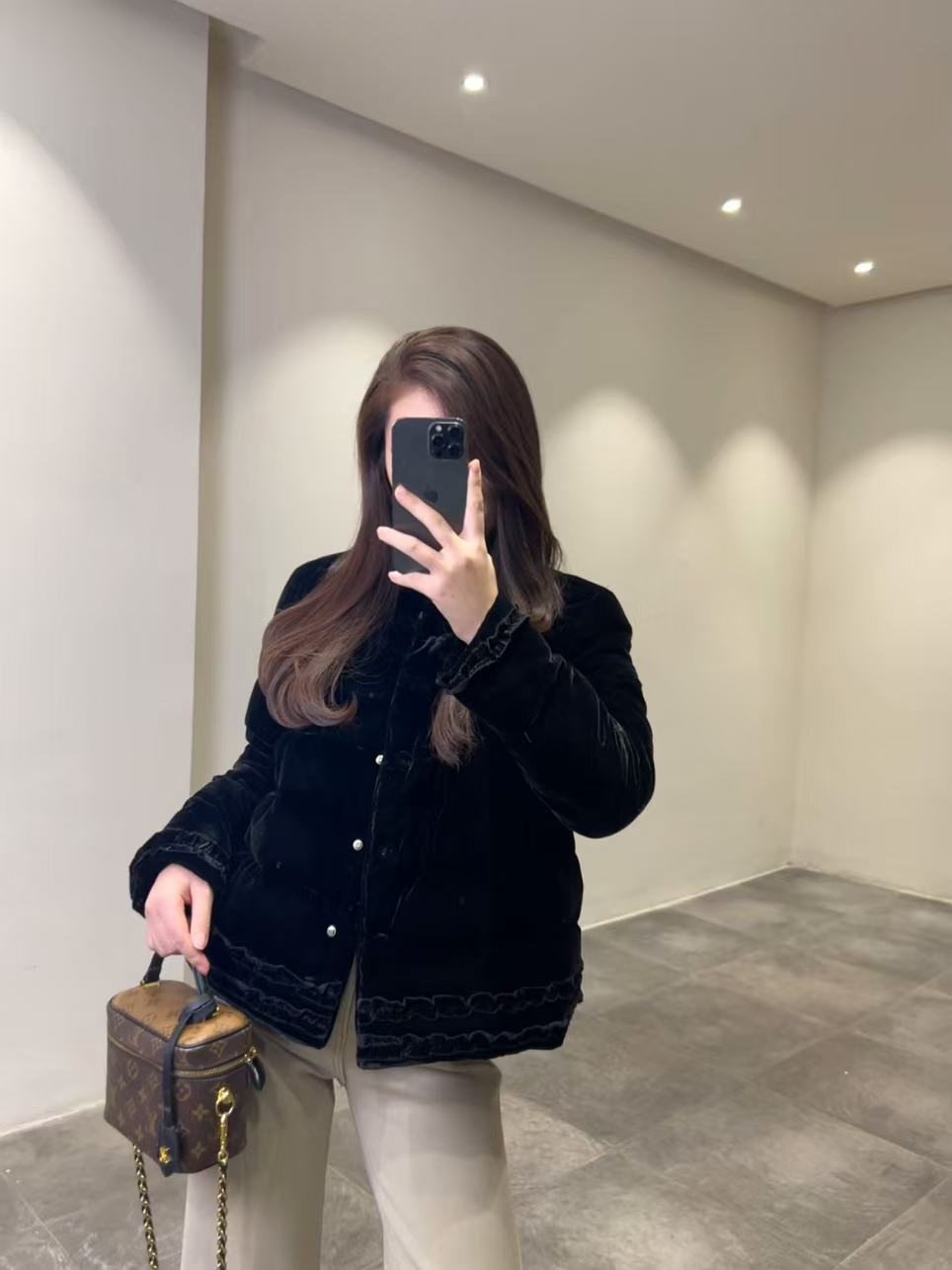 设计款 花边下摆丝绒羽绒服外套