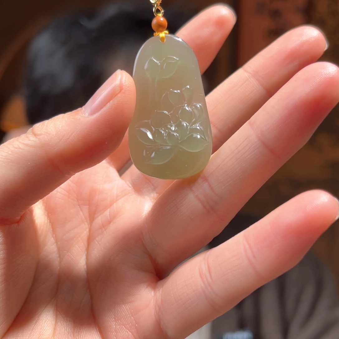 吊坠(不含链)未镶嵌和田玉青海莲花230