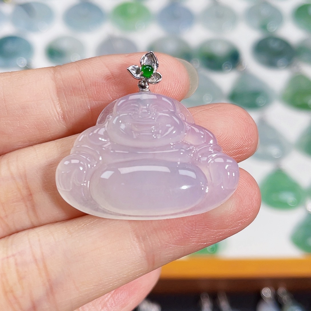 颈饰18K金镶嵌翡翠吊坠