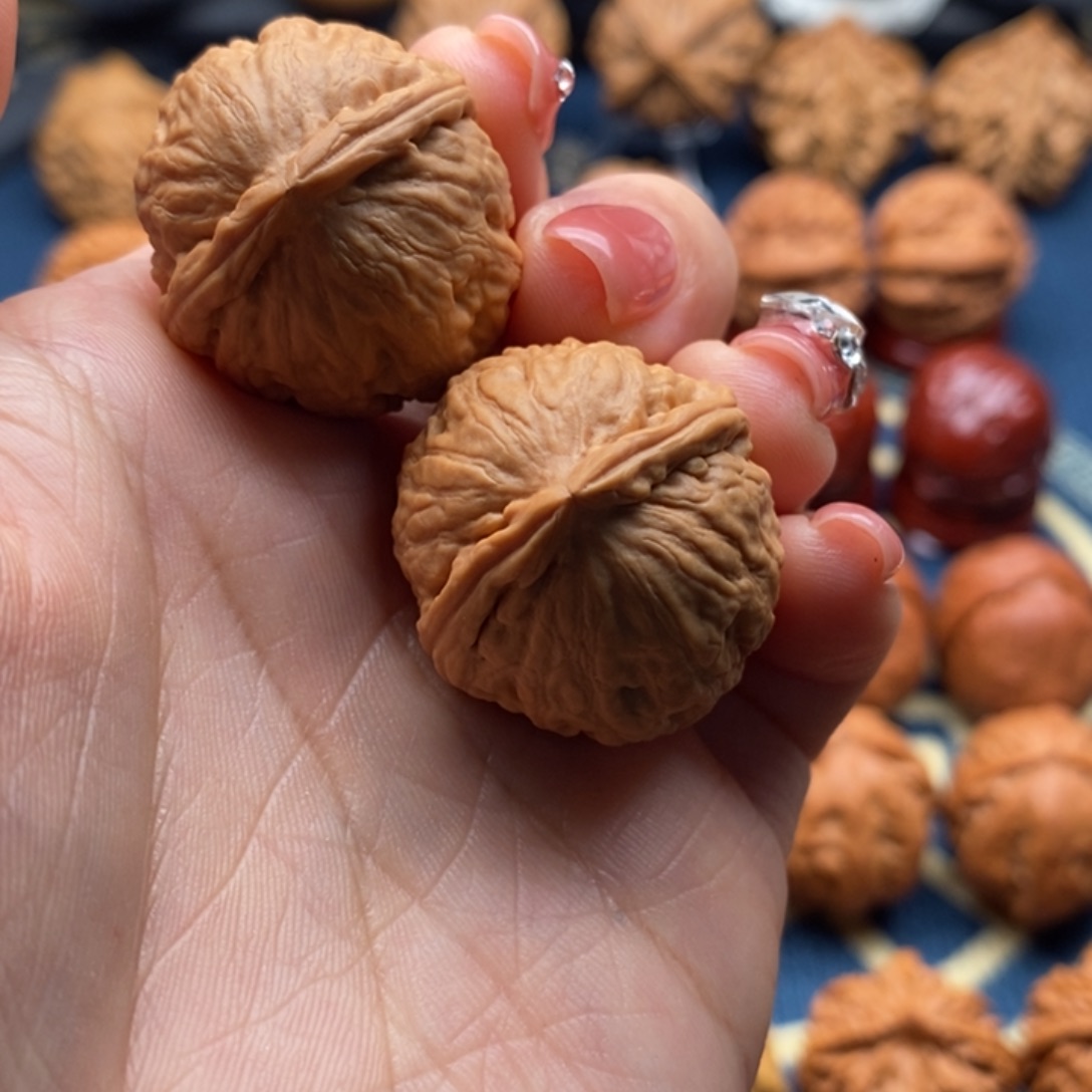 文玩核桃把件精品小手捻