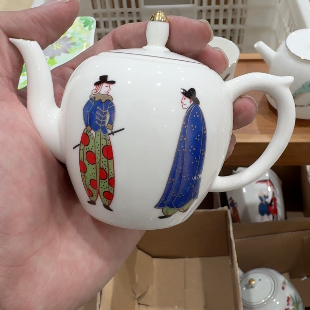 壶你好漂亮237534563211