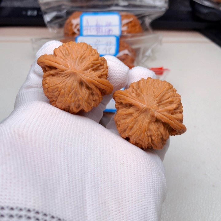 潜***龙吊坠文玩核桃40磨盘