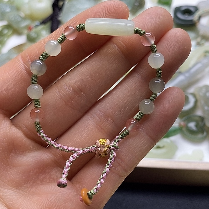 颈饰未镶嵌和田玉小**呀