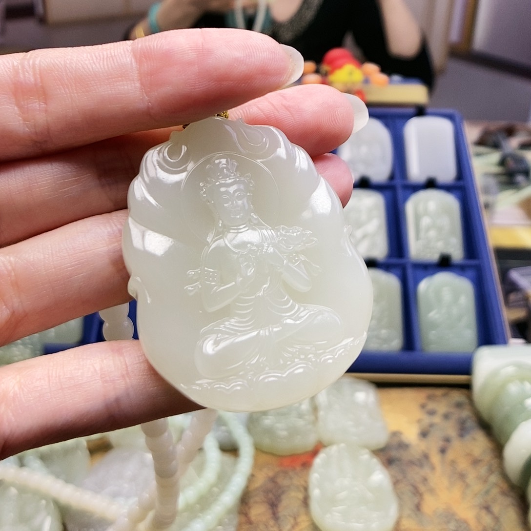 和田玉颈饰未镶嵌用****8