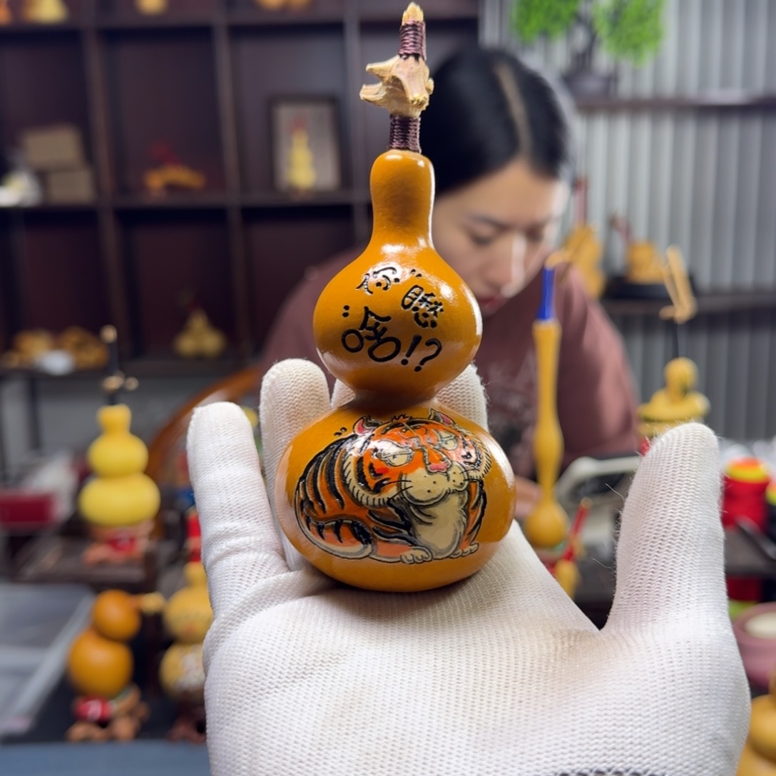 皓***天哈哈好想好期待哦期待今晚新综艺期待