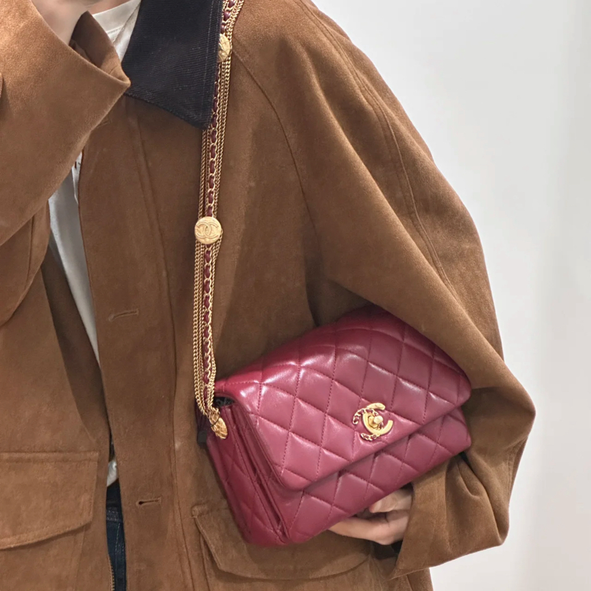 95新 Chanel/香奈儿 油蜡涂层羊皮酒红金币瀑布链22a单肩包