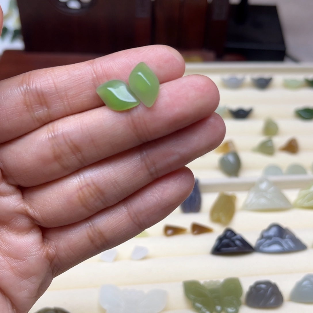 短***c和田玉未镶嵌珠宝半成品