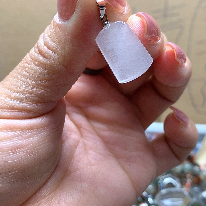 水晶水晶吊坠未镶嵌