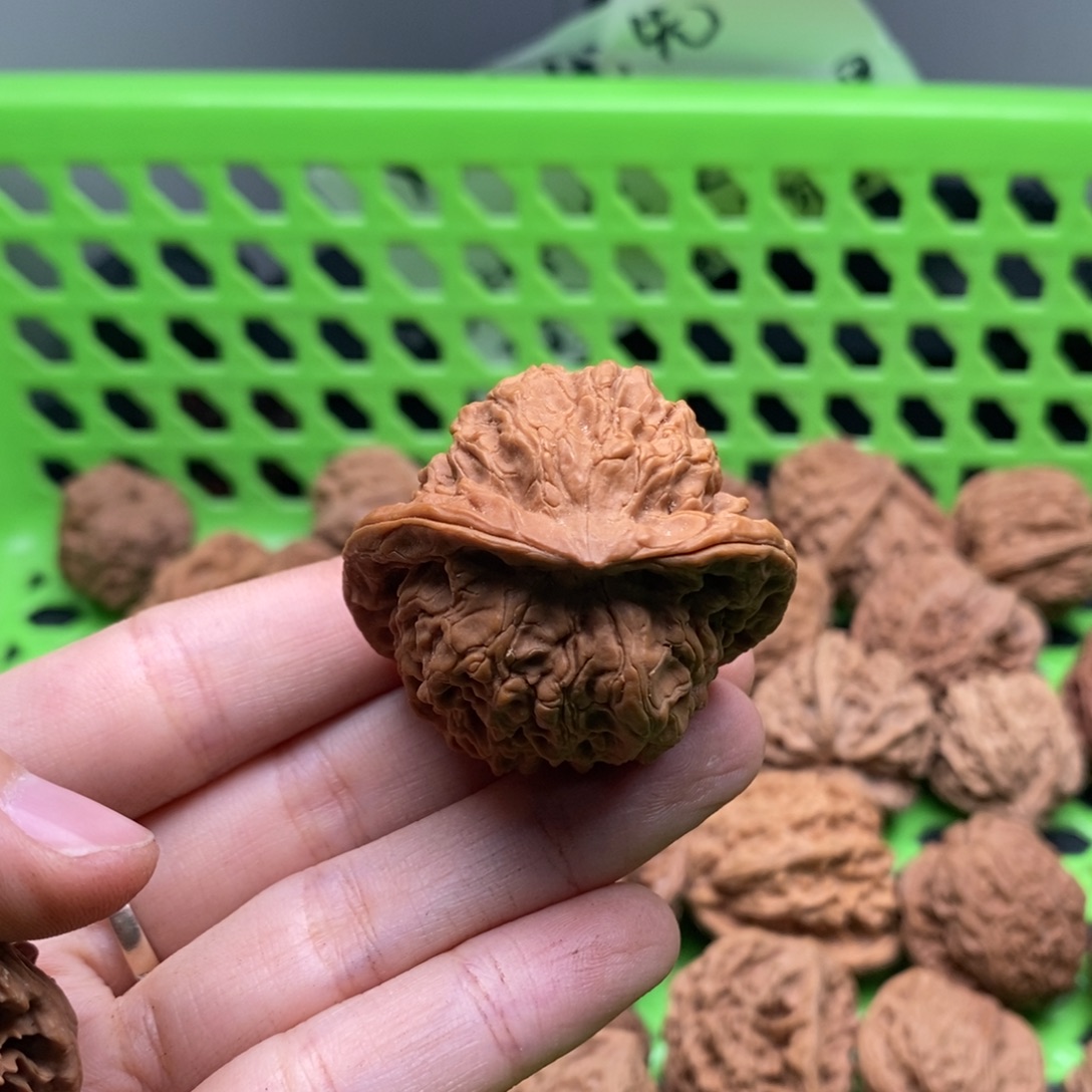 o***哥吊坠文玩核桃定制商品不退不换