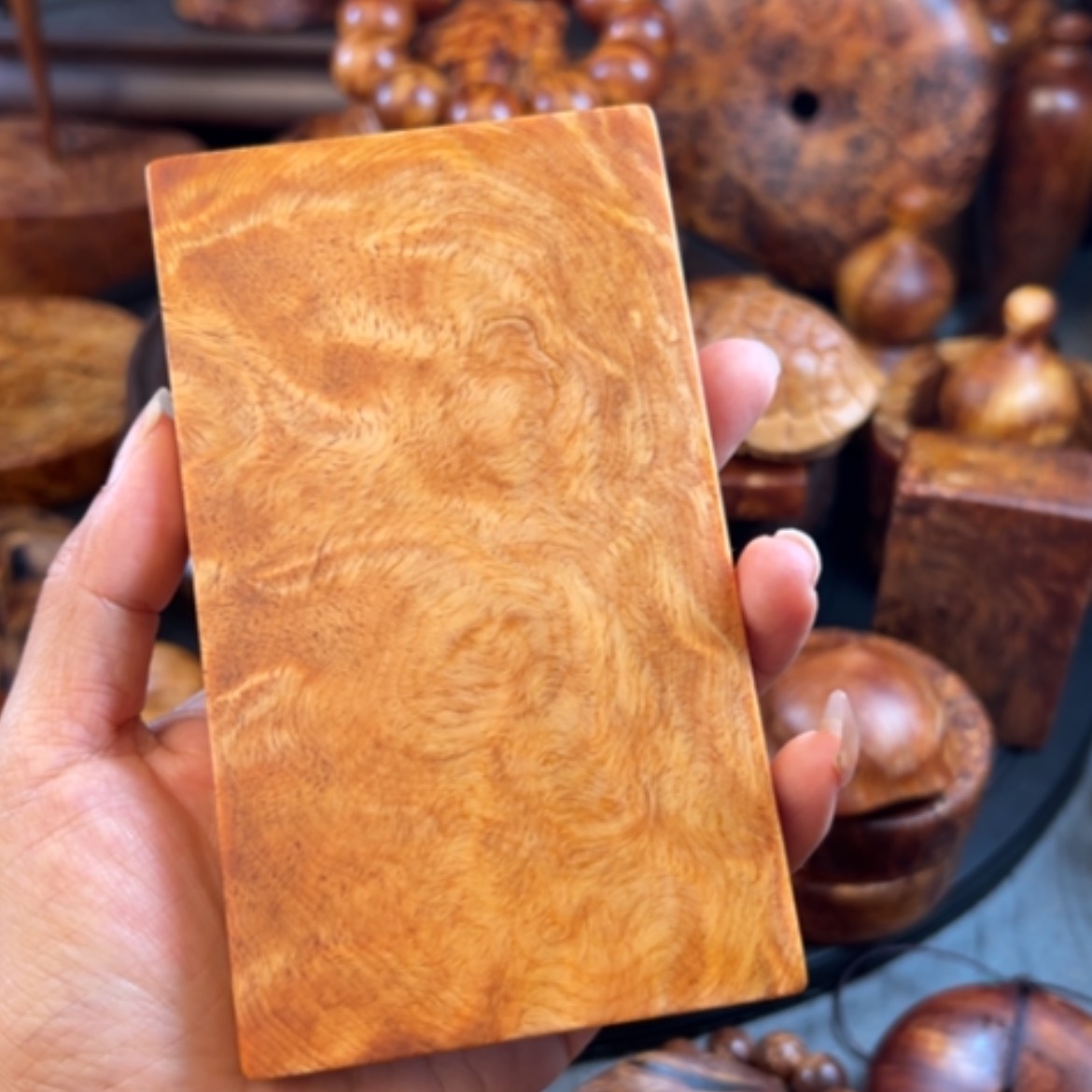 【闪购商品】松木（琥珀木）把件有瑕疵不退货