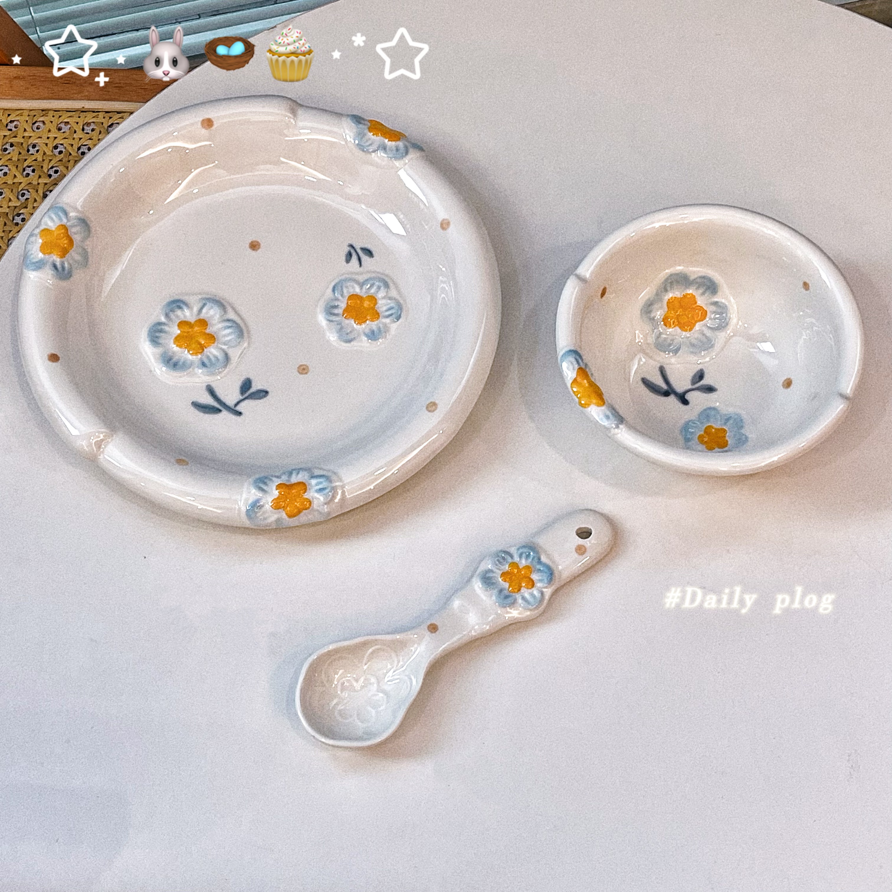 可爱花朵三件套（米饭碗+圆盘+勺子）手绘陶瓷釉下彩碗盘餐具套装