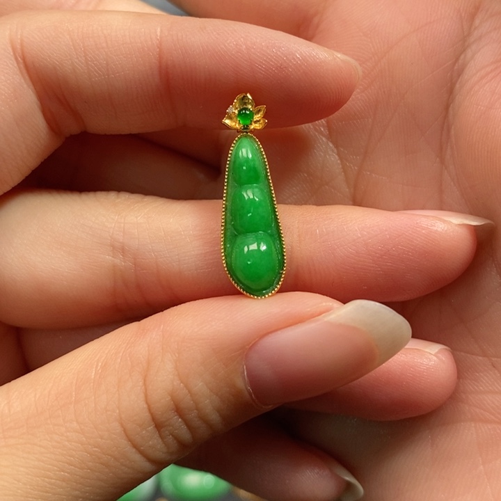 颈饰未镶嵌翡翠古*吊坠