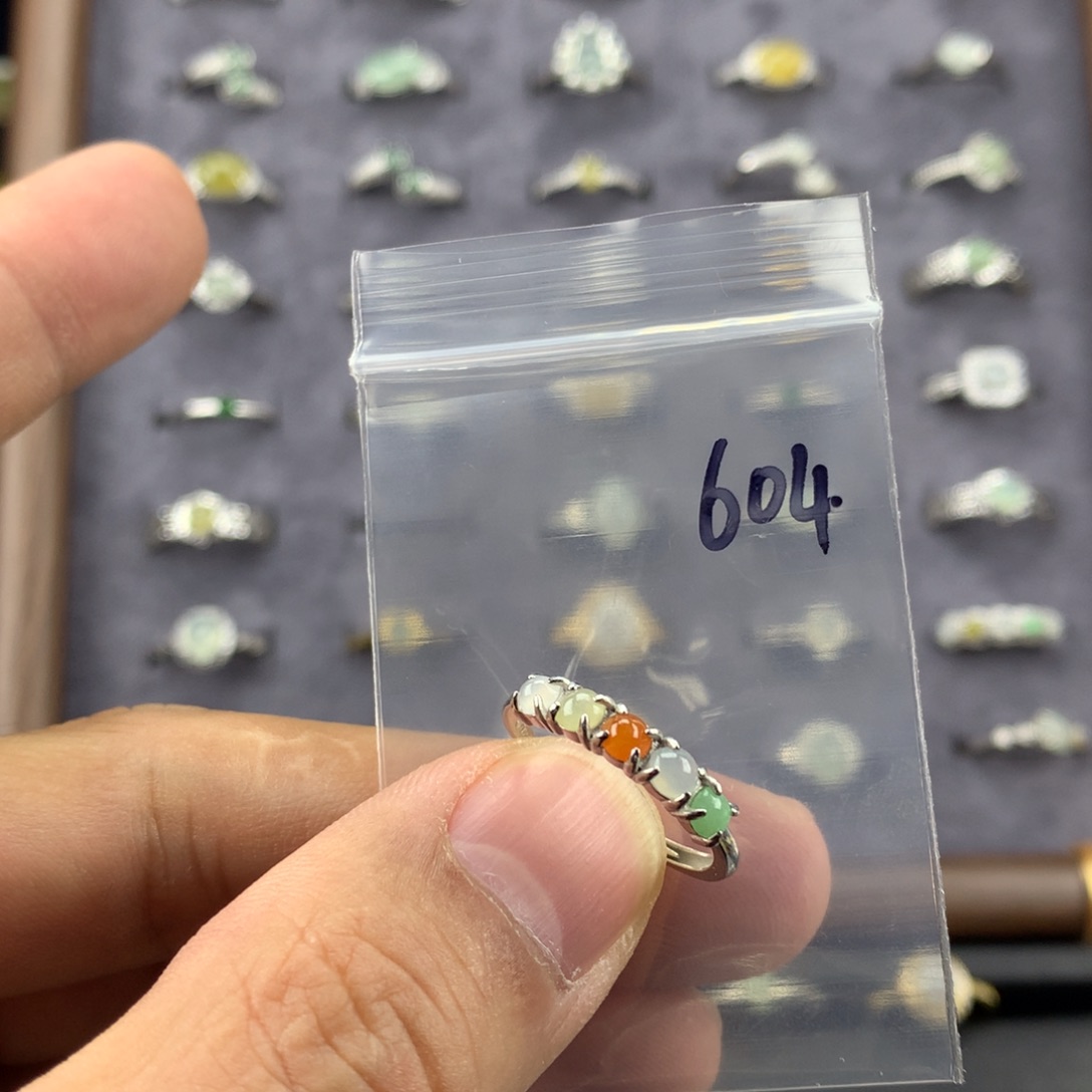 颖***泳翡翠未镶嵌戒指604