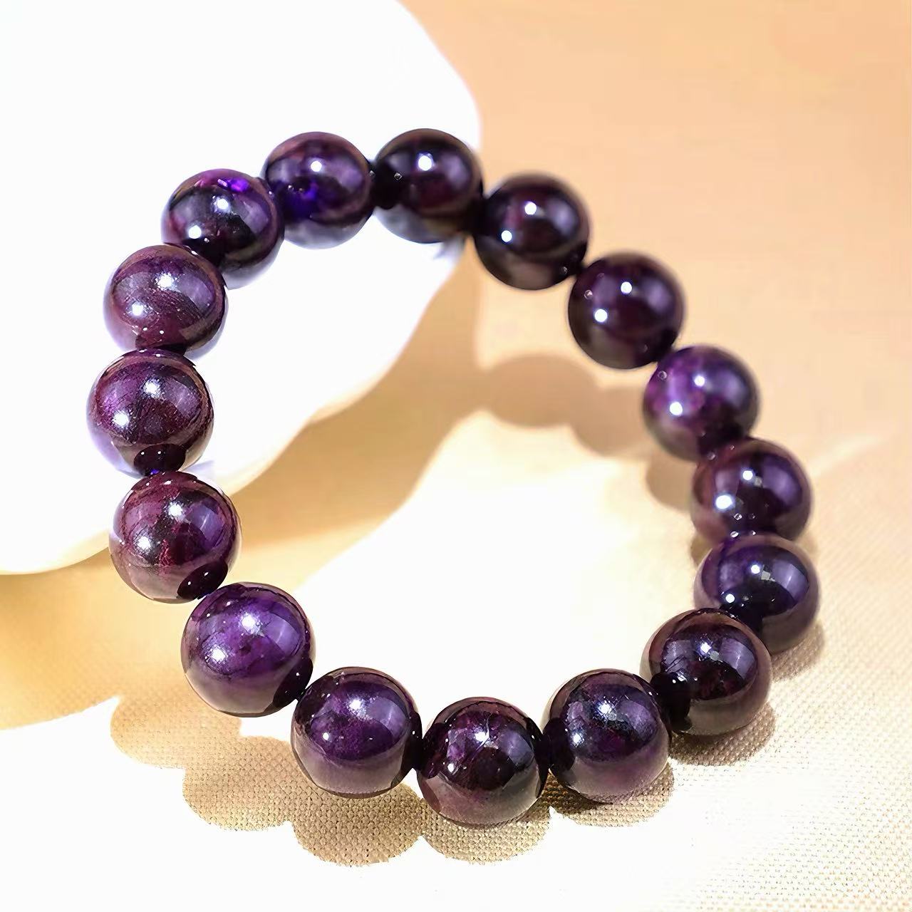 【年终大促-12-28】老油料丝绒紫舒俱来单圈手串 NZ20