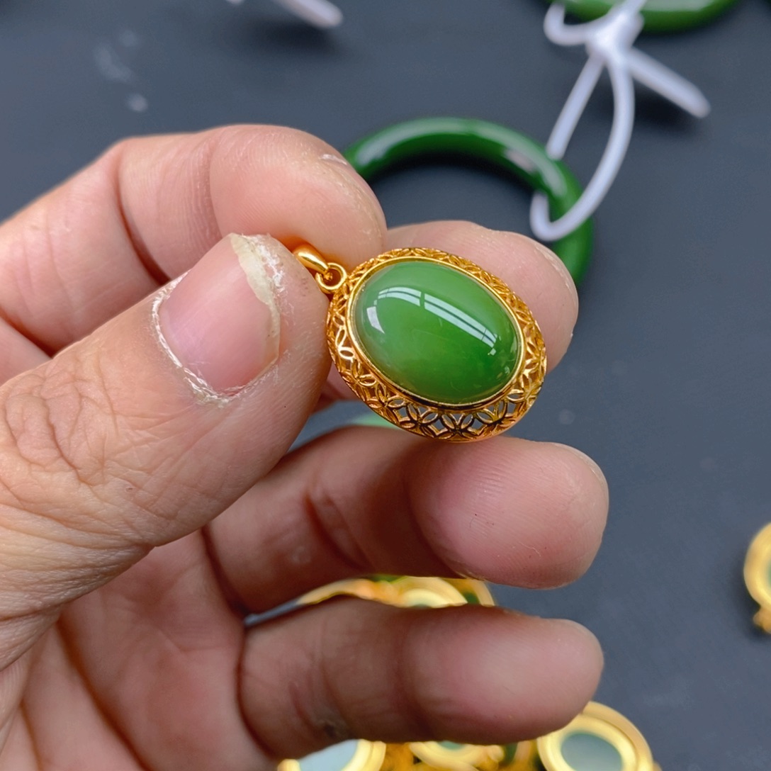 和田玉（碧玉）颈饰银S925镶嵌