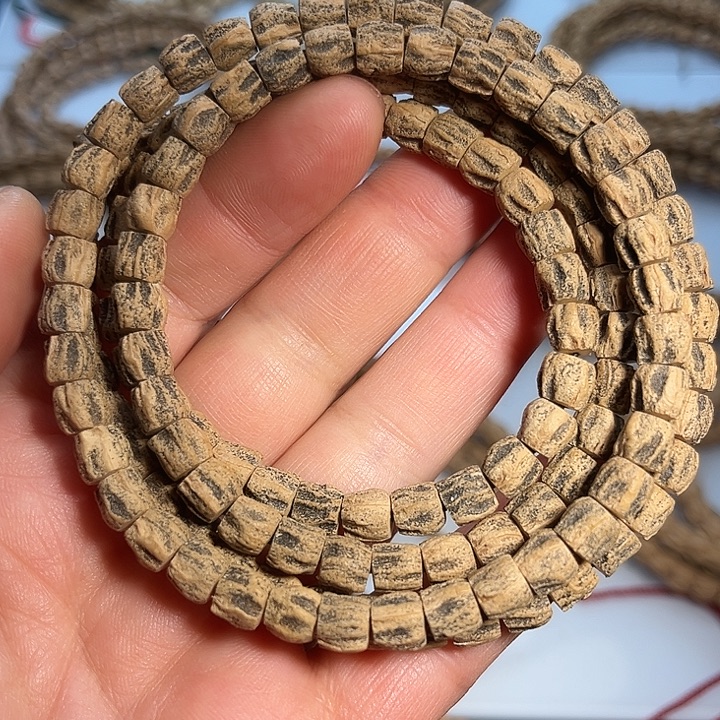 柏香籽/百香籽吊坠