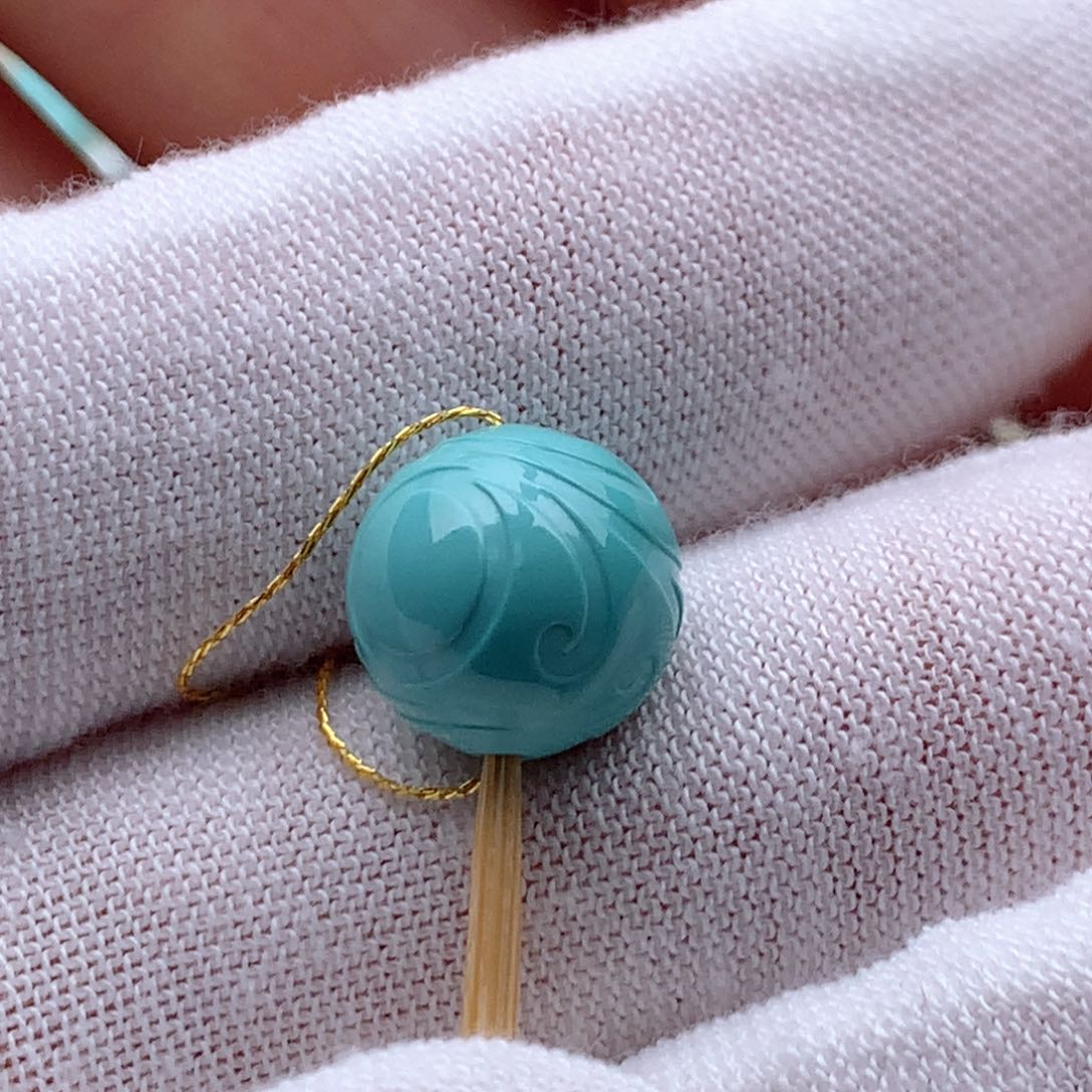 绿松石颈饰未镶嵌安*