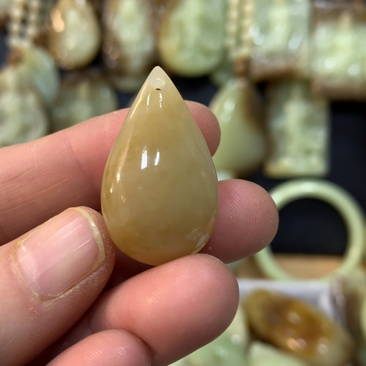 和田玉挂件未镶嵌