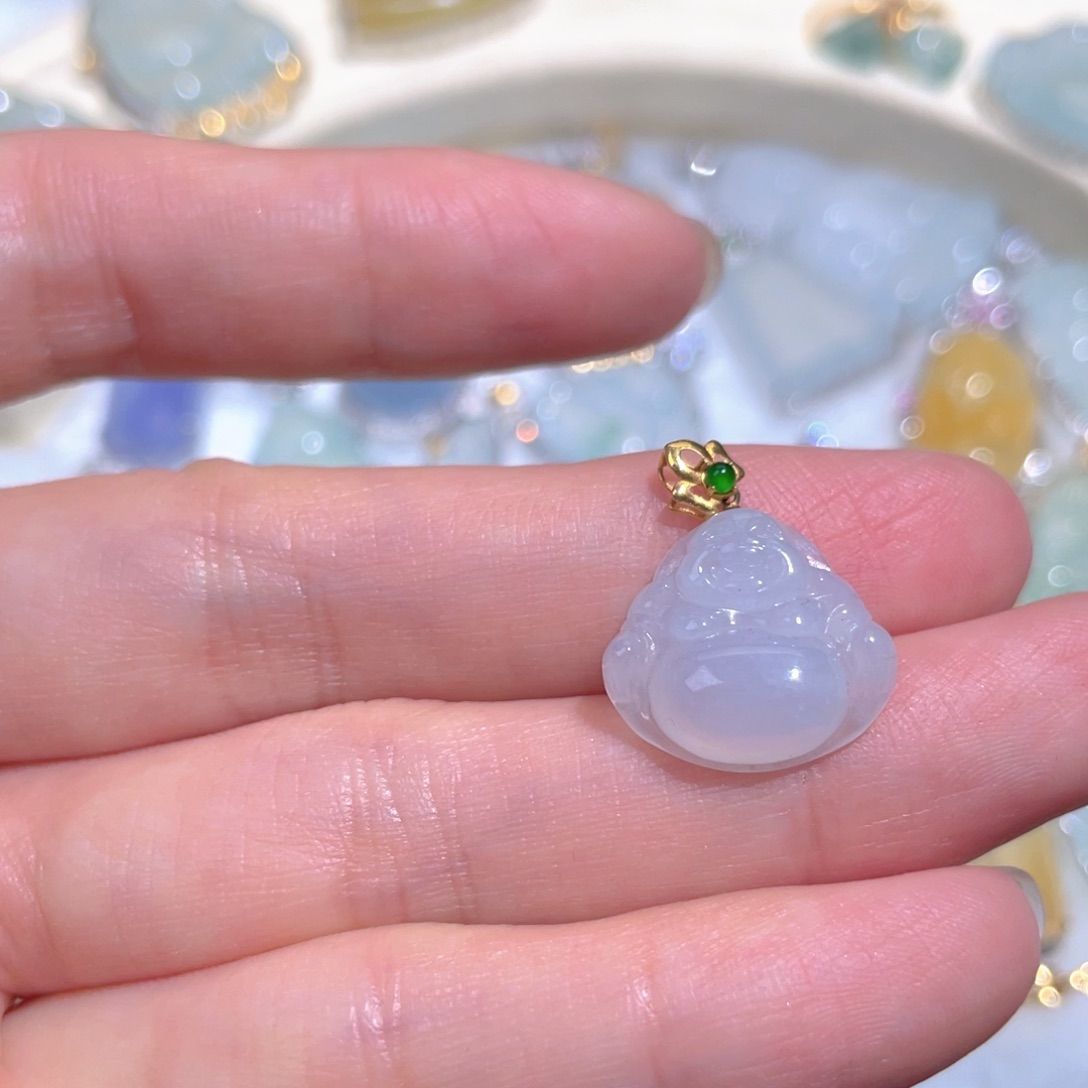 翡翠颈饰18K金镶嵌翡翠