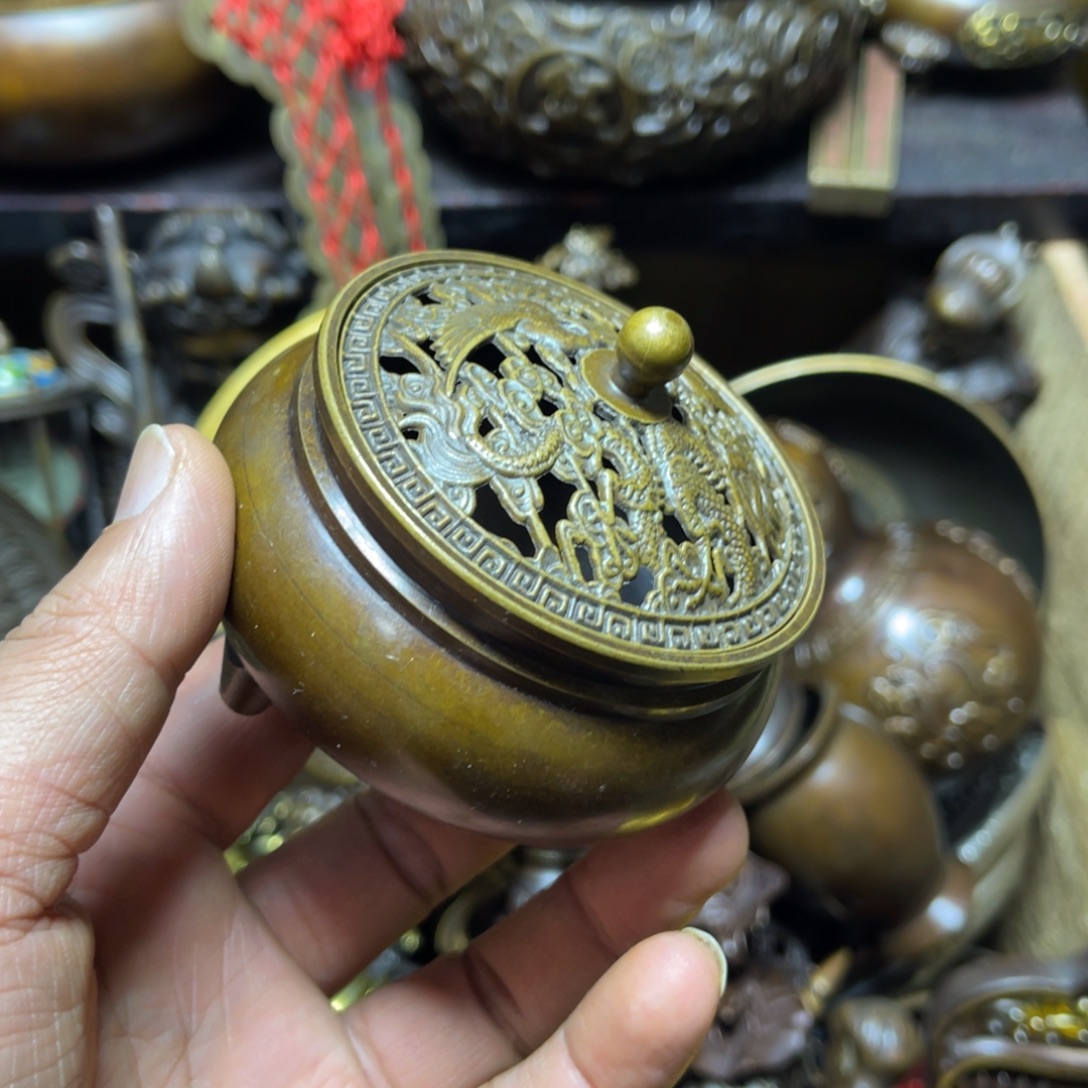 精美铜器  点击下单精美铜器  点击下单