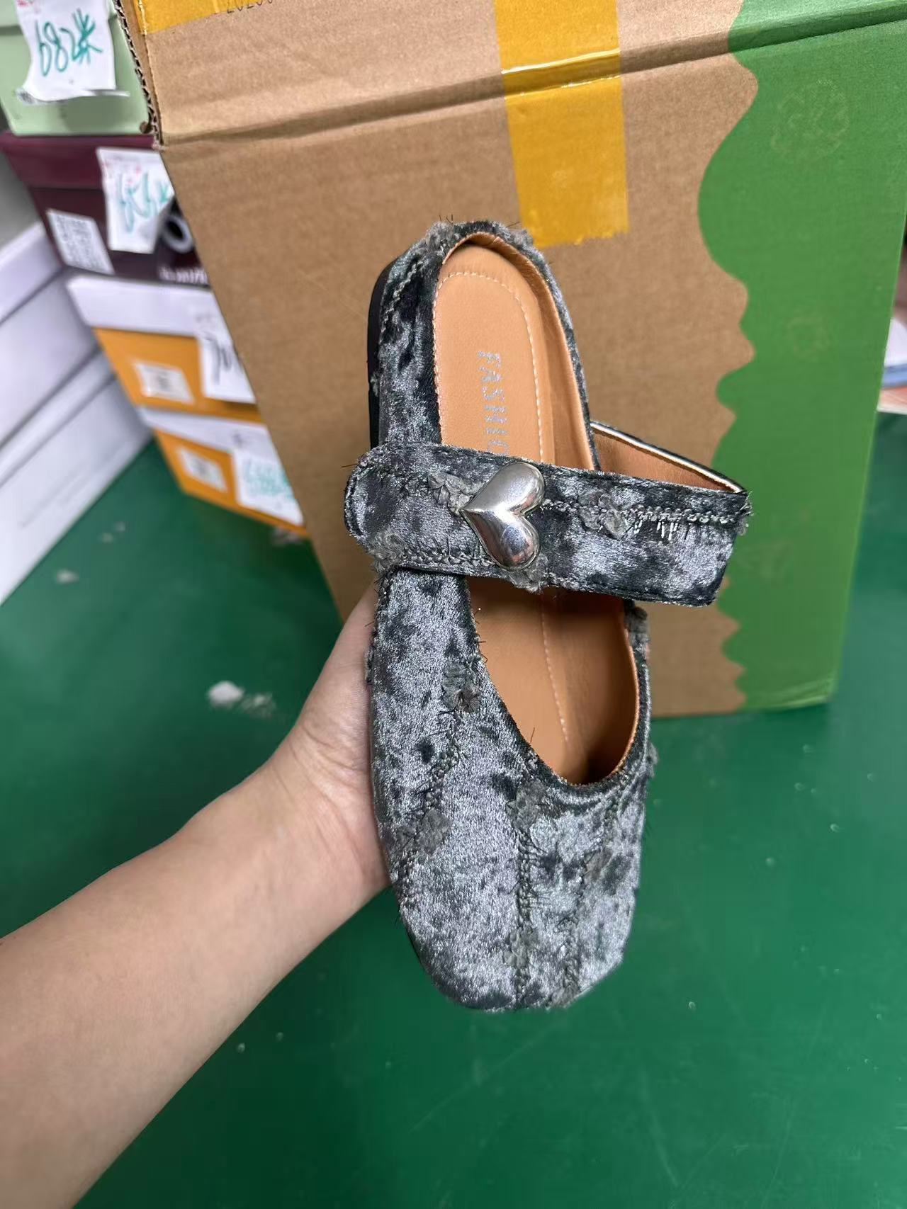 《咩咩》休闲时尚女鞋710号