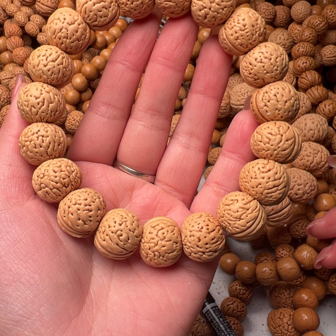 17尺寸苹果圆桃核