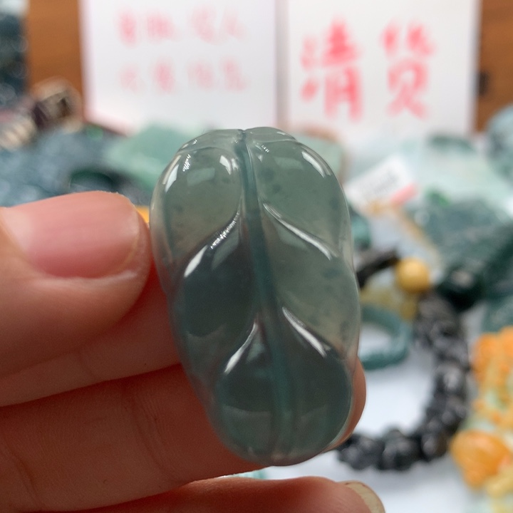 翡翠颈饰未镶嵌保真天然A货翡翠