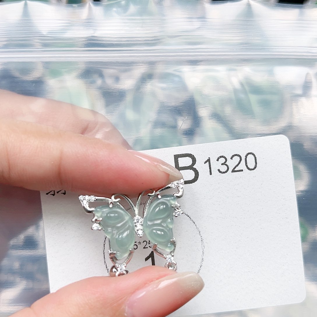 翡翠颈饰未镶嵌翡翠1320