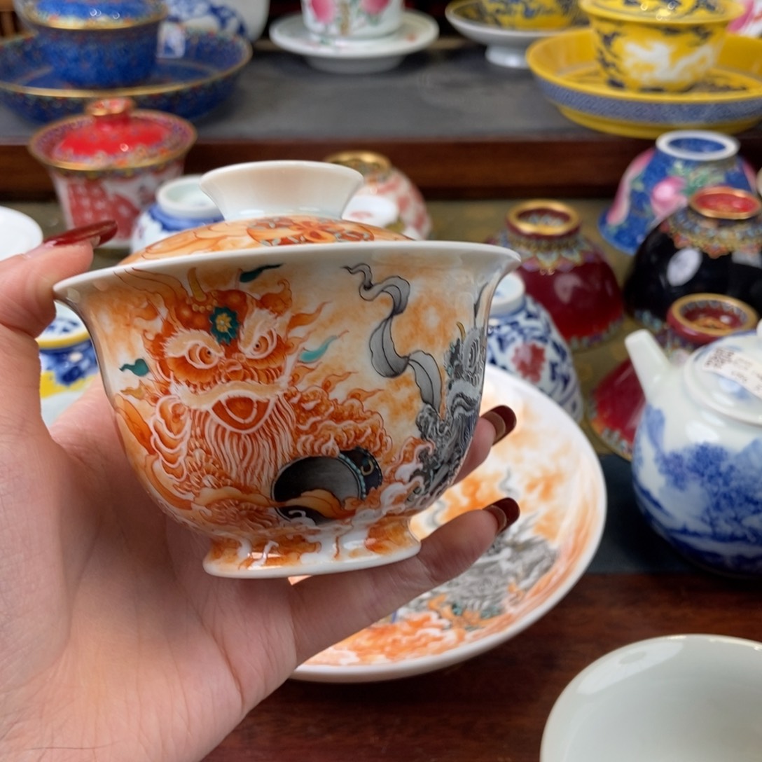 陶瓷艺术品市场价格秩序混乱