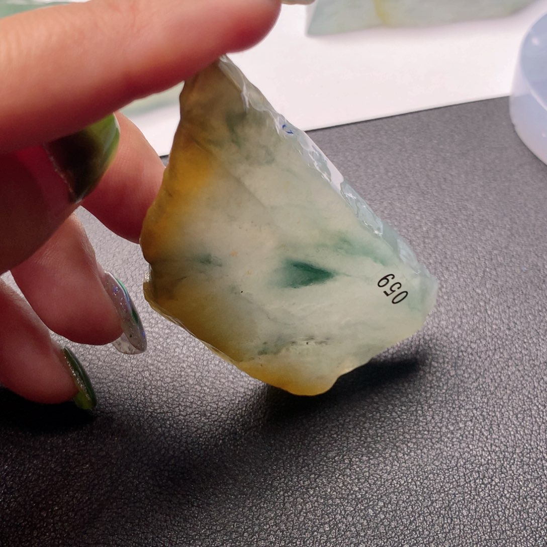 定制翡翠未镶嵌翡翠定制