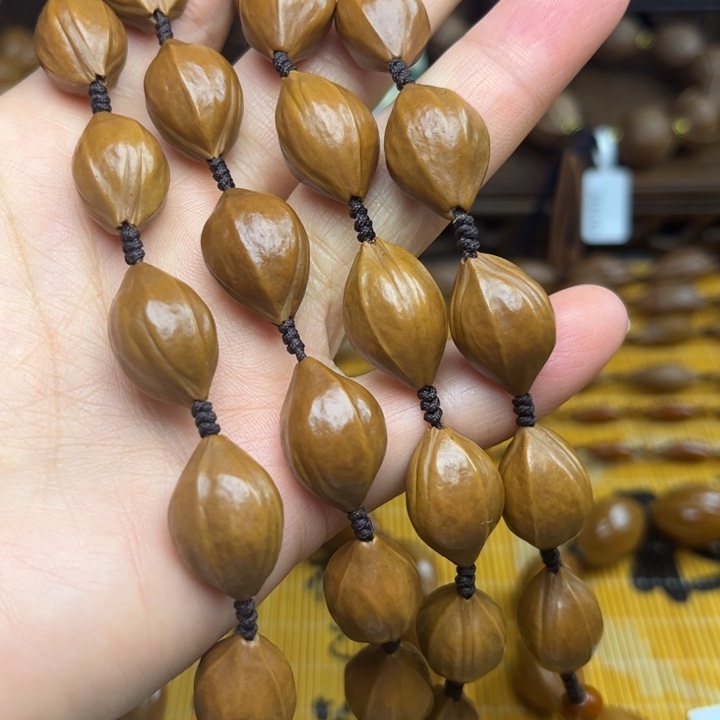 橄榄核手串/手链S****e小籽脖挂1.4左右