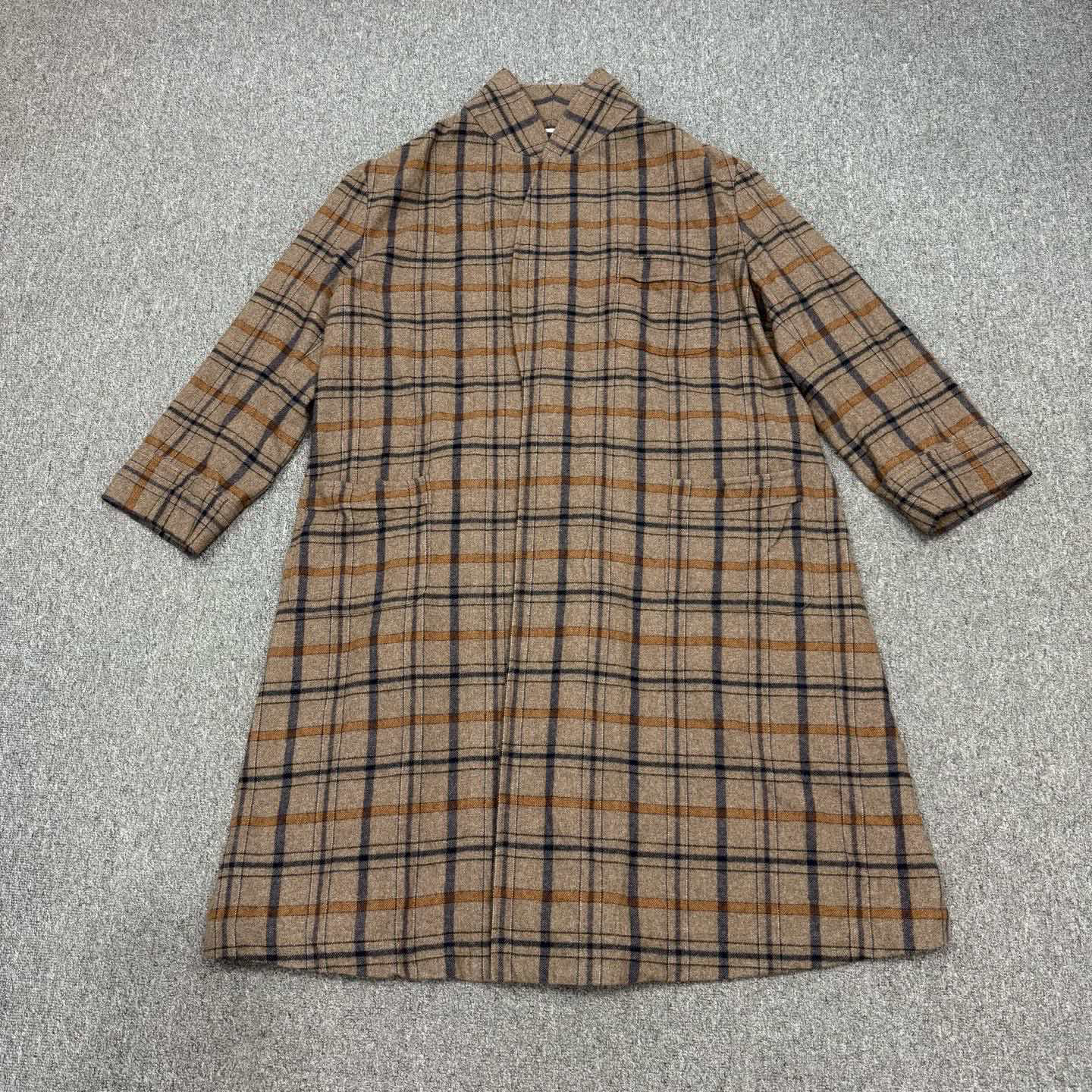 99新 GUCCI/古驰 15302575 Gucci古驰 格纹羊毛大衣 52码99新
